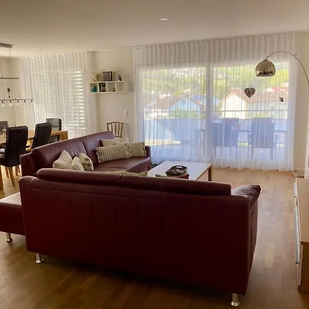 Lägenhet Spacious Family In Rheineck